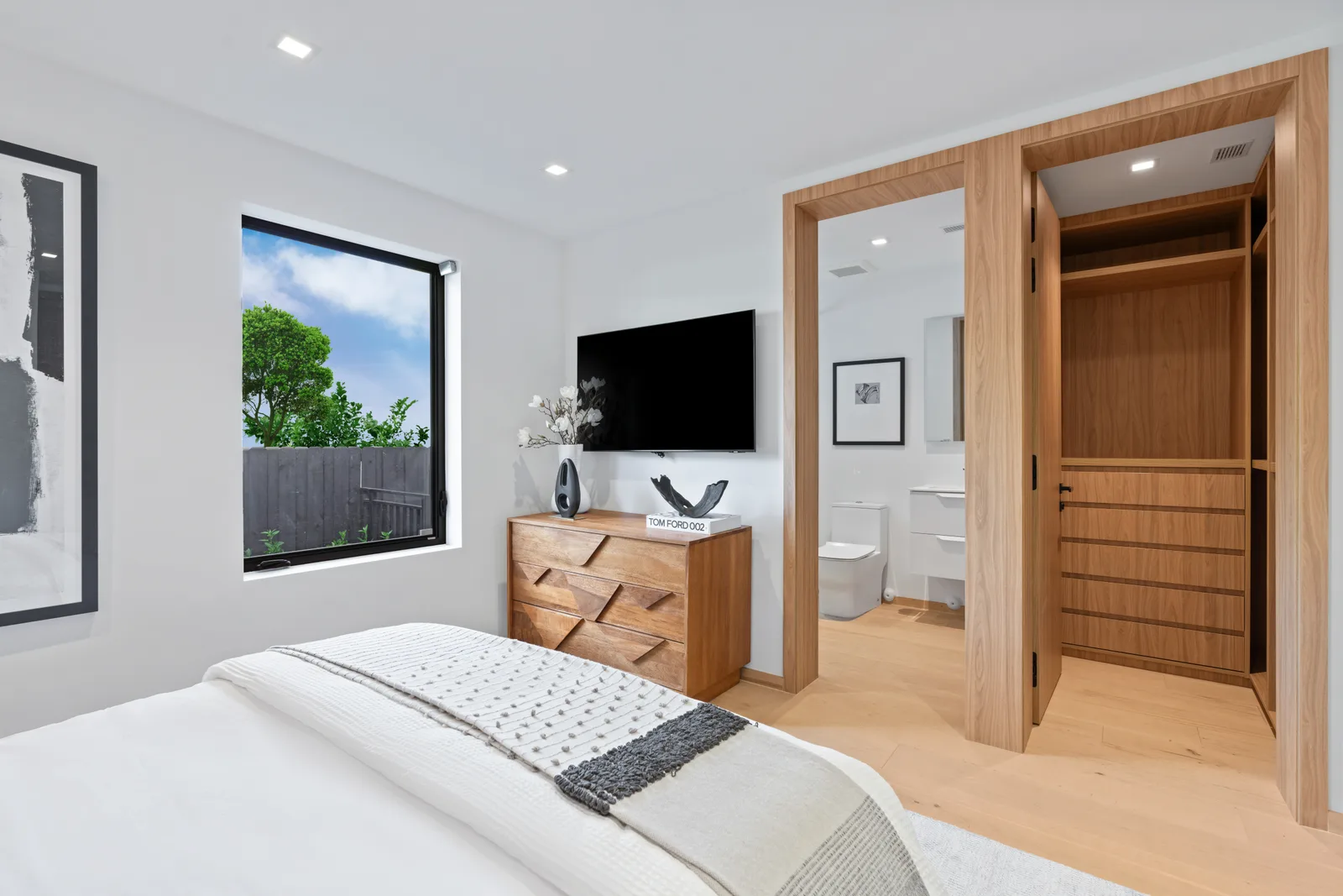 Bedroom 1 — Samana Residential